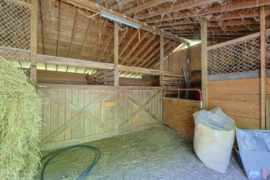 More Photos Of 6940 Rte 209, Kerhonkson Warehouse For Sale
