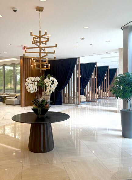 More Photos Of 3040 Post Oak Blvd, Houston Office For Lease