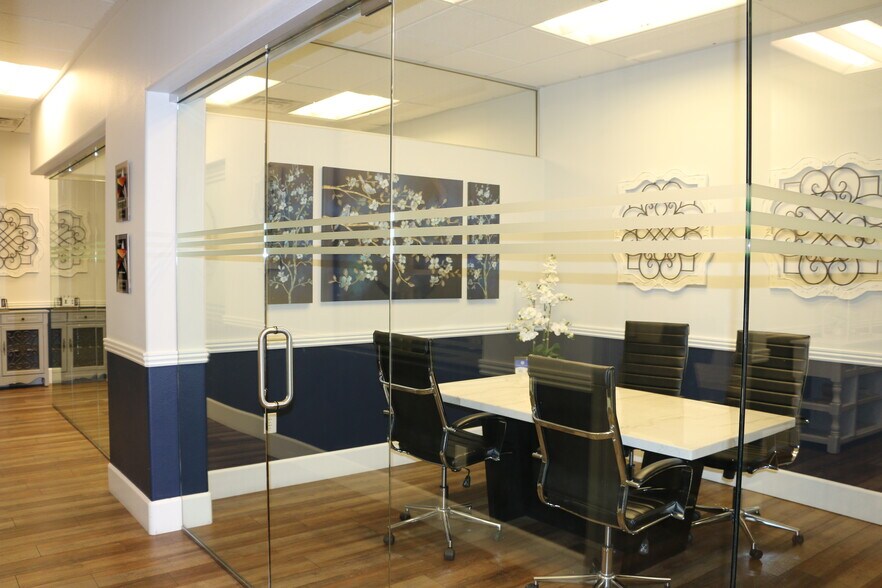 More Photos Of 10799 W Twain Ave, Las Vegas Office For Sale