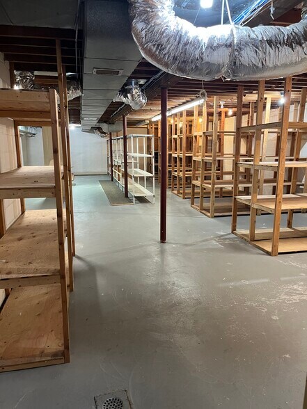 More Photos Of 62 Hampton Rd, Southampton General Retail For Lease