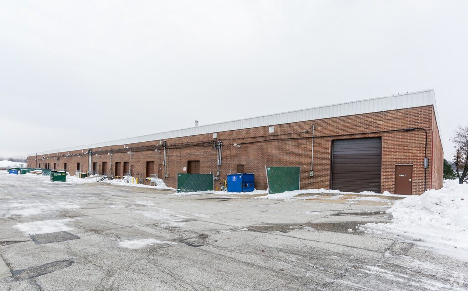 More Photos Of 761 Beta Dr, Mayfield Village Warehouse For Lease