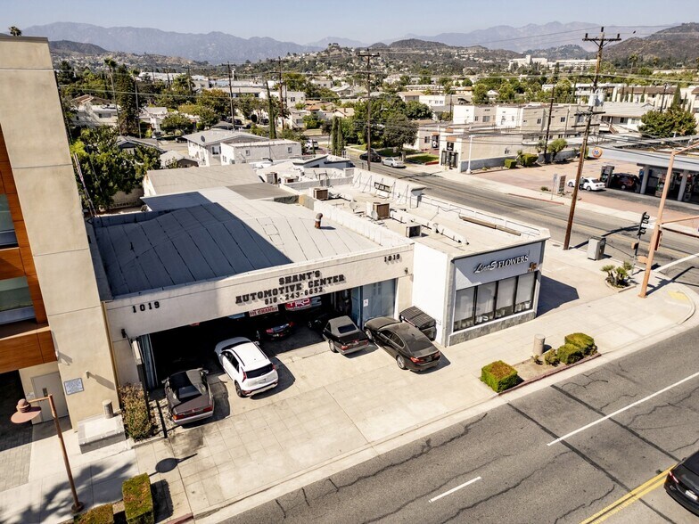 Primary Photo Of 1019 E Colorado St, Glendale Office For Lease