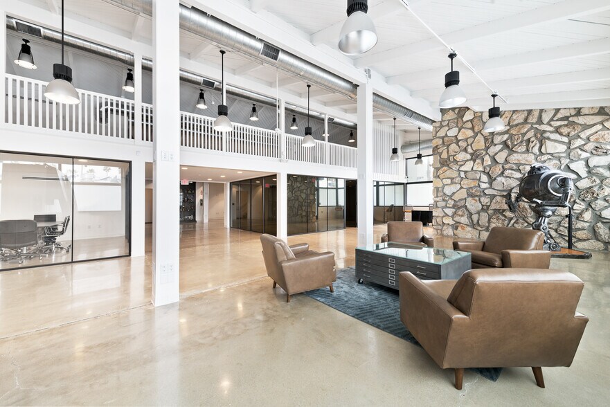More Photos Of 845 Lincoln Blvd, Venice Office For Lease