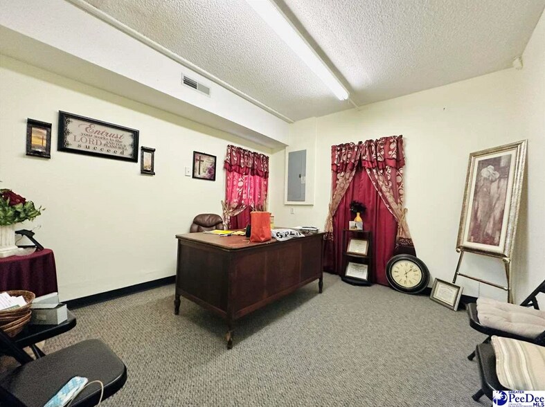 More Photos Of 1007 Highway 301, Dillon Flex For Sale