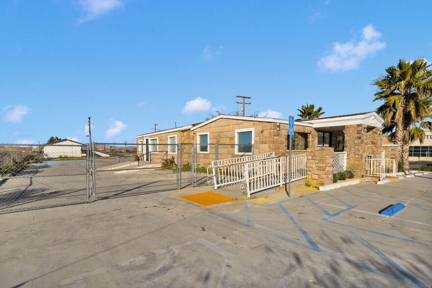 More Photos Of 16088 Outer Bear Valley Rd, Victorville Office For Lease