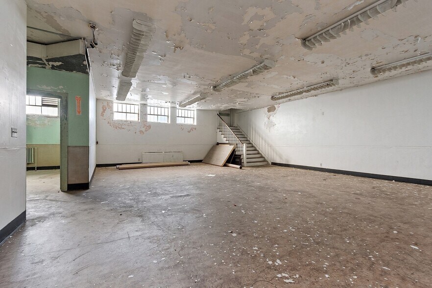 More Photos Of 424-438 Main St, Fitchburg General Retail For Sale