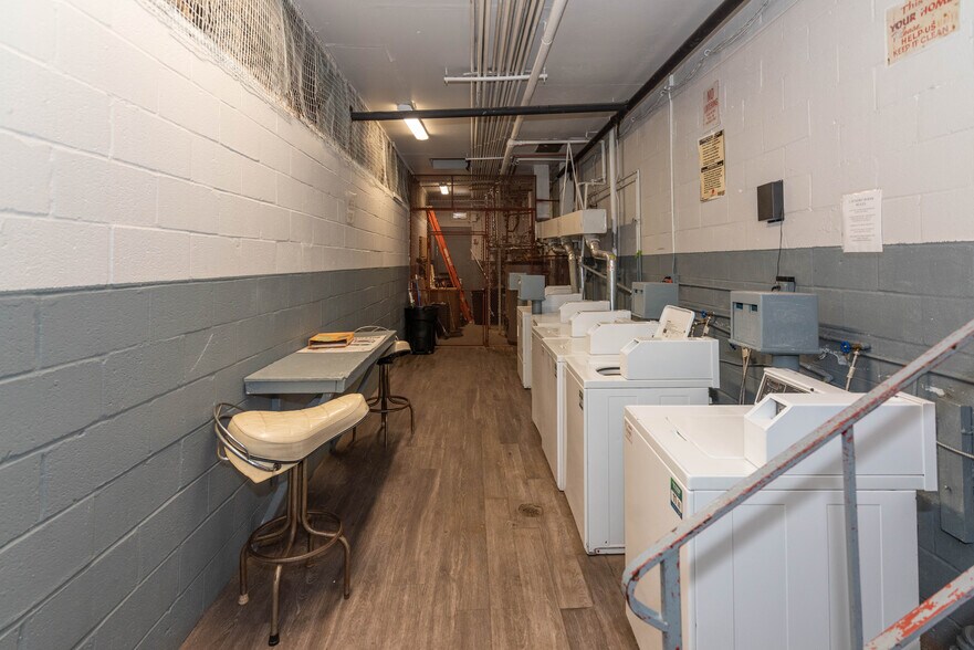 More Photos Of 2924 W Cold Spring Ln, Baltimore Apartments For Sale