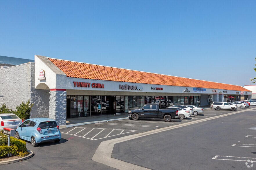 More Photos Of 12521-12573 Carson St, Hawaiian Gardens Unknown For Lease