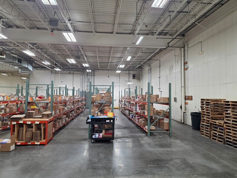 More Photos Of 300 Airport Rd, Ames Warehouse For Sale