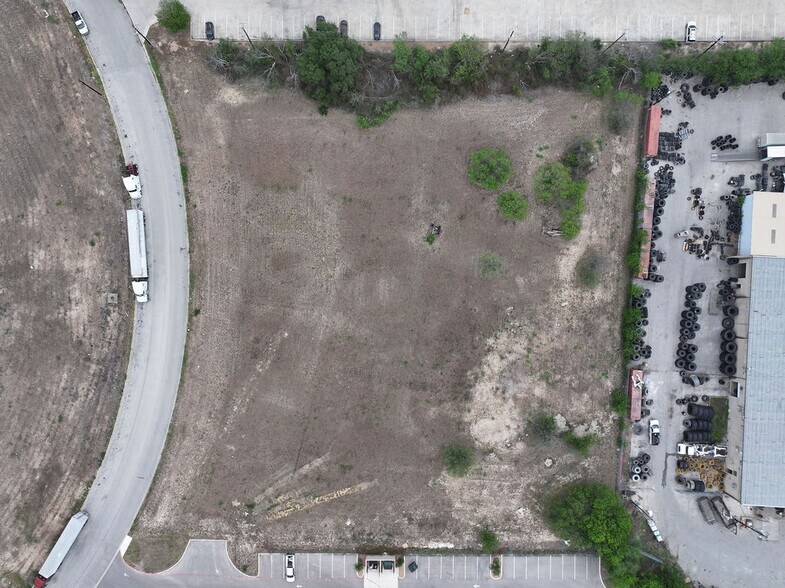 More Photos Of Verde Parkway, Schertz Land For Sale