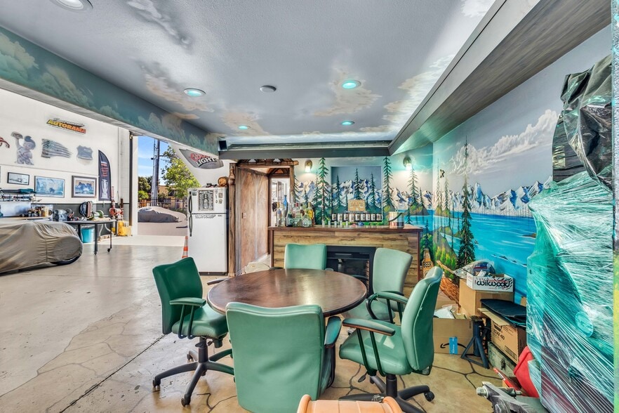 More Photos Of 1316-1320 Coolidge Ave, National City Light Distribution For Sale