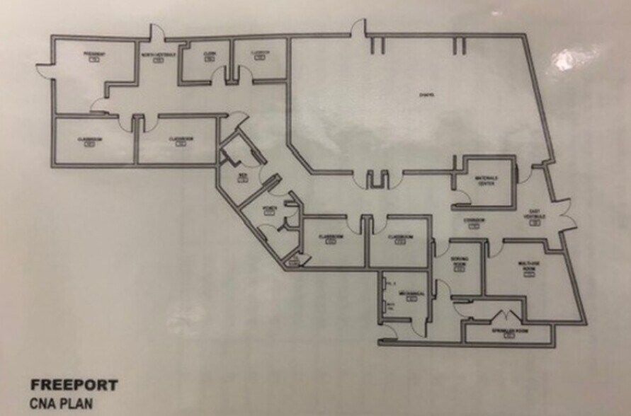 More Photos Of 70 S Main St, Freeport Storefront Retail Residential For Sale