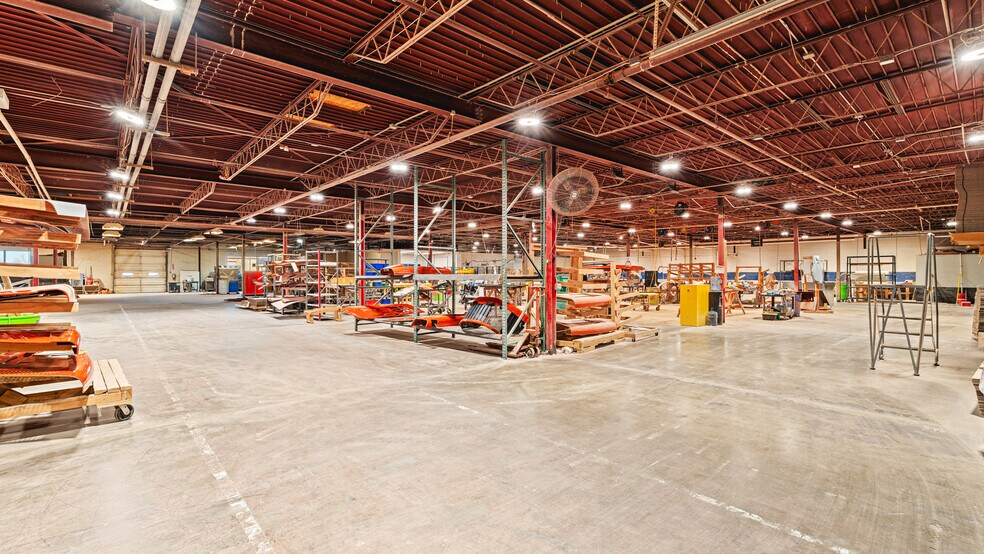 More Photos Of 3949 NW 36th St, Oklahoma City Manufacturing For Sale