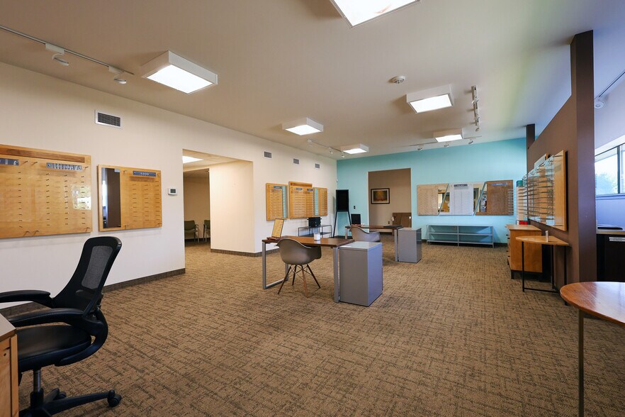 More Photos Of 1727 S Park St, Kalamazoo Medical For Sale