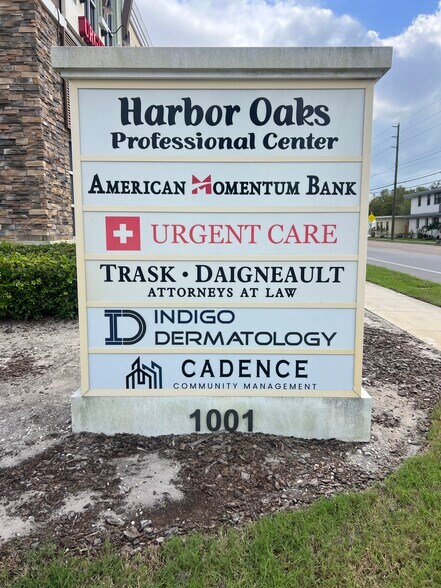 More Photos Of 1001 S Fort Harrison Ave, Clearwater Medical For Lease