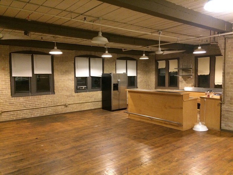 More Photos Of 464 Pratt Street Ext, Meriden Apartments For Sale