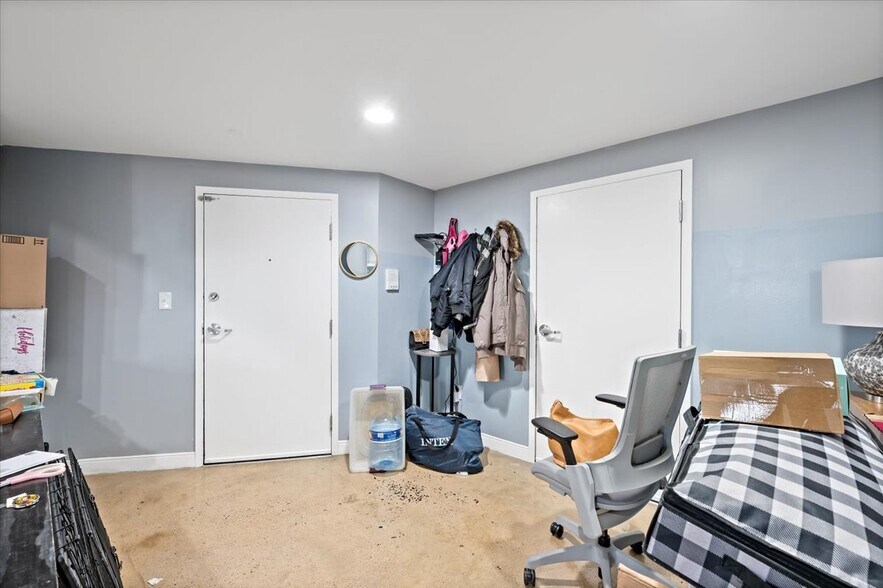 More Photos Of 128 N 8th St, Allentown Warehouse For Sale
