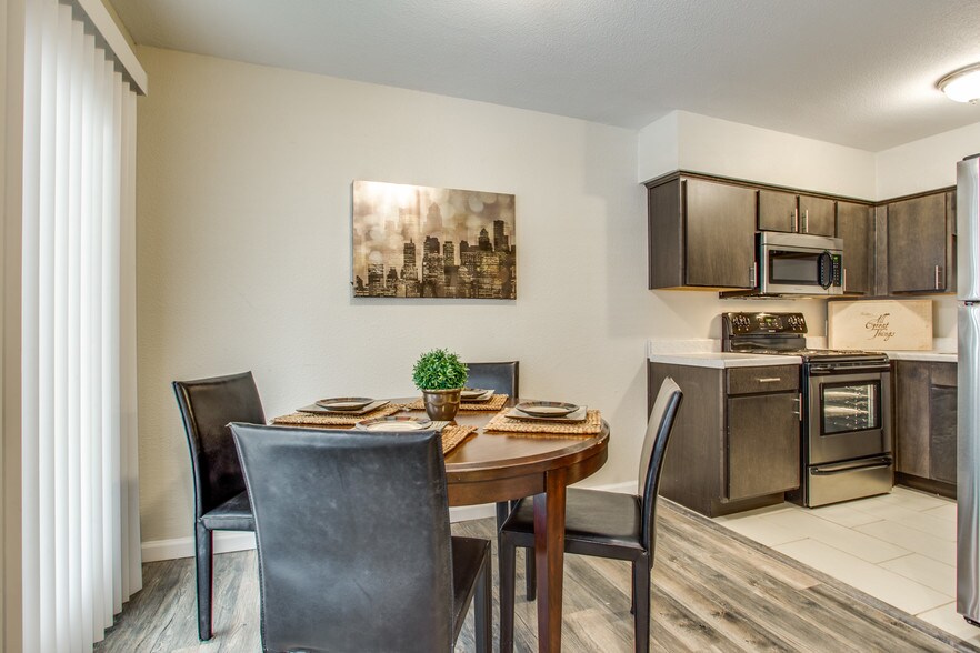 More Photos Of 4929 Reiger Ave, Dallas Apartments For Sale