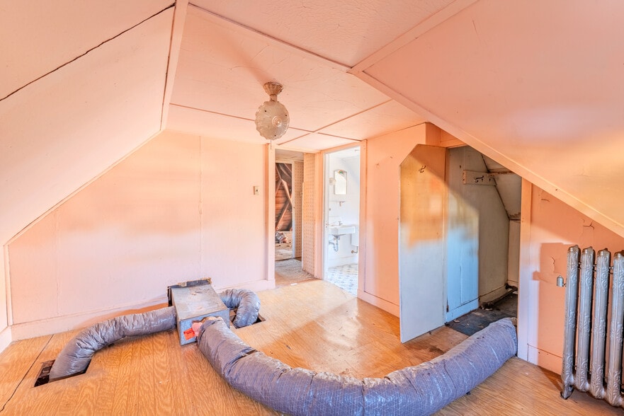 More Photos Of 177 W High St, Somerville Medical For Sale