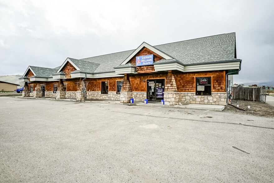 Primary Photo Of 21 Ten Mile Dr, Granby Mixed Retail For Sale
