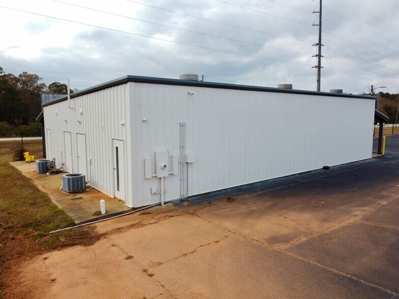 More Photos Of 179 Highway 11 S, Social Circle Office For Lease