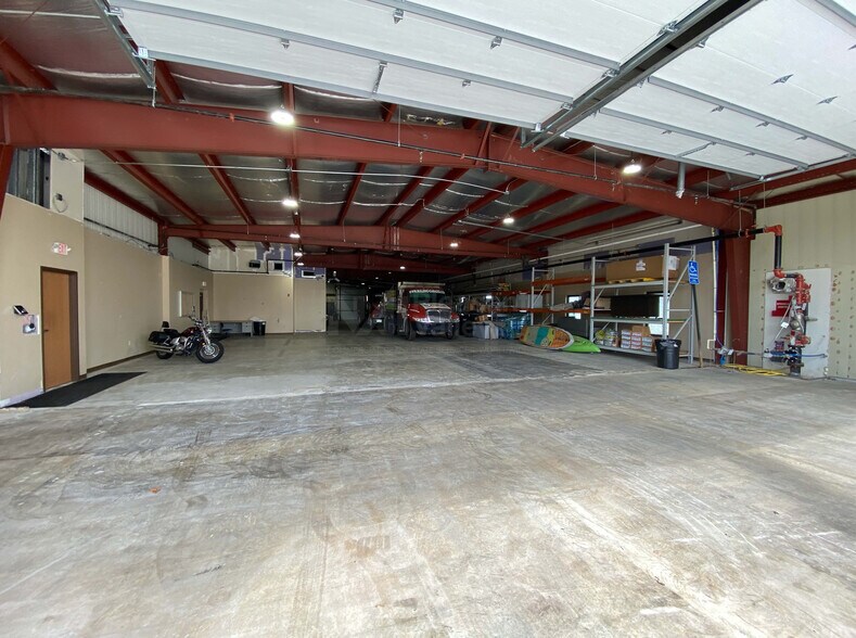 More Photos Of 1845 Superior St, Sandusky Warehouse For Sale