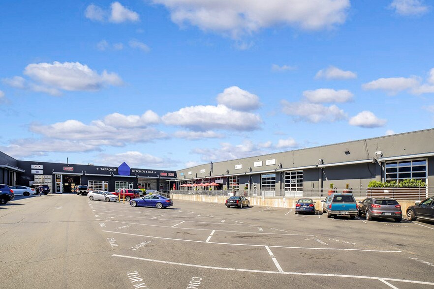 More Photos Of 3849-4143 1st Ave S, Seattle Warehouse For Lease