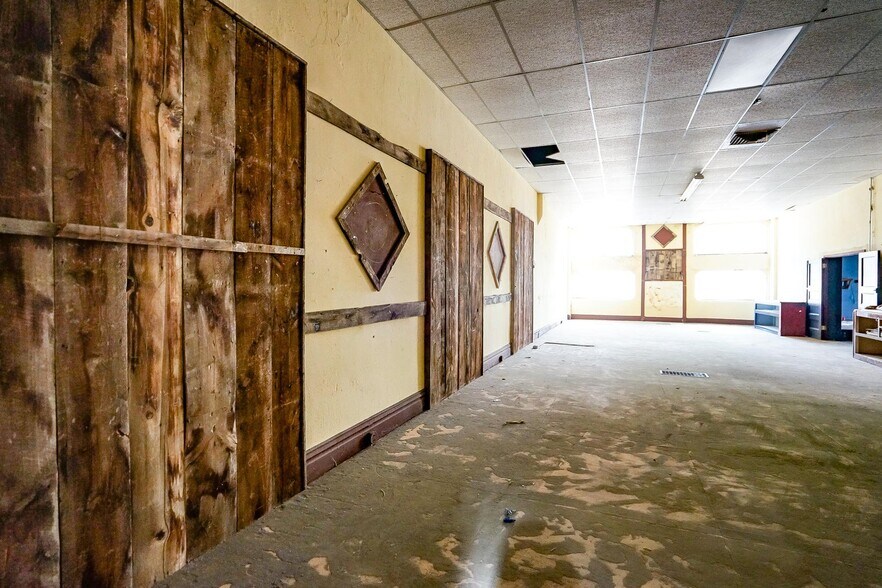 More Photos Of 623 Main St, Walsenburg Storefront For Sale