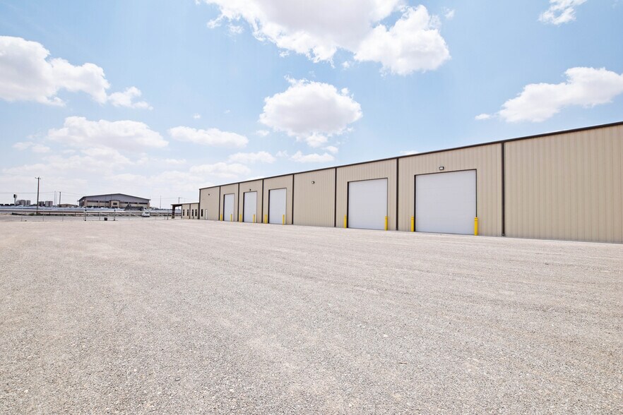 More Photos Of 13800 W Interstate 20 E, Odessa Industrial For Lease