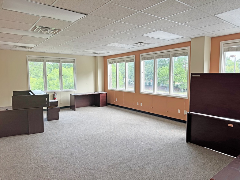 More Photos Of 3621 Lyckan Pky, Durham Office For Sale