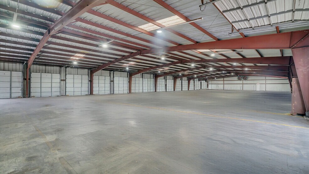 More Photos Of 15116 FM 1518, Selma Distribution For Sale