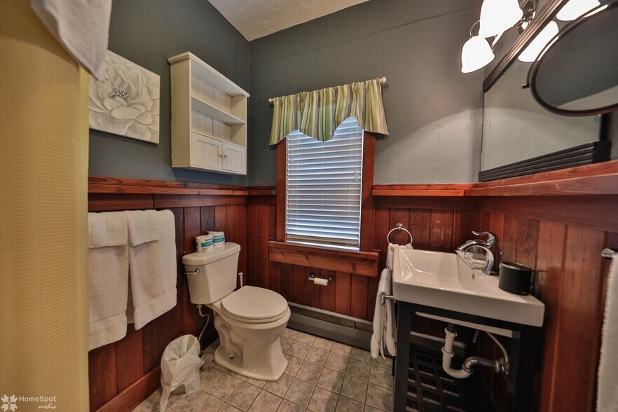 More Photos Of 2468 Route 390, Canadensis Hospitality For Sale