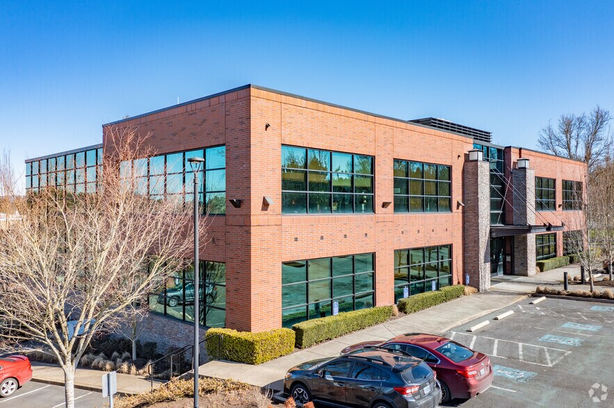 More Photos Of 8050 SW Warm Springs St, Tualatin Medical For Lease