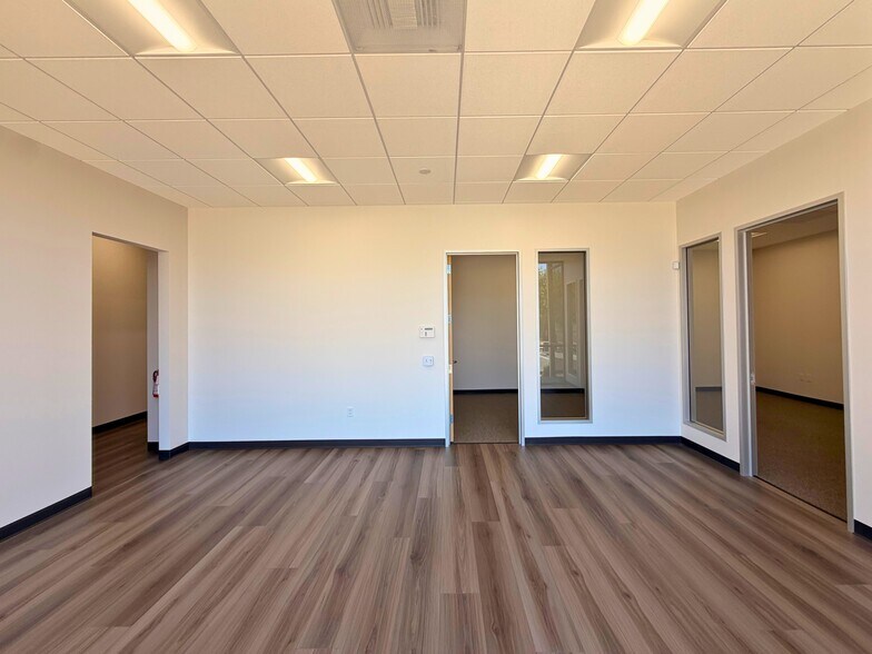 More Photos Of 1255 W 9th St, Upland Warehouse For Lease