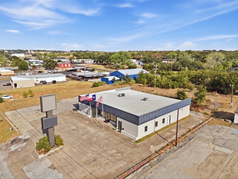 More Photos Of 3405 E Highway 377, Granbury Office For Sale