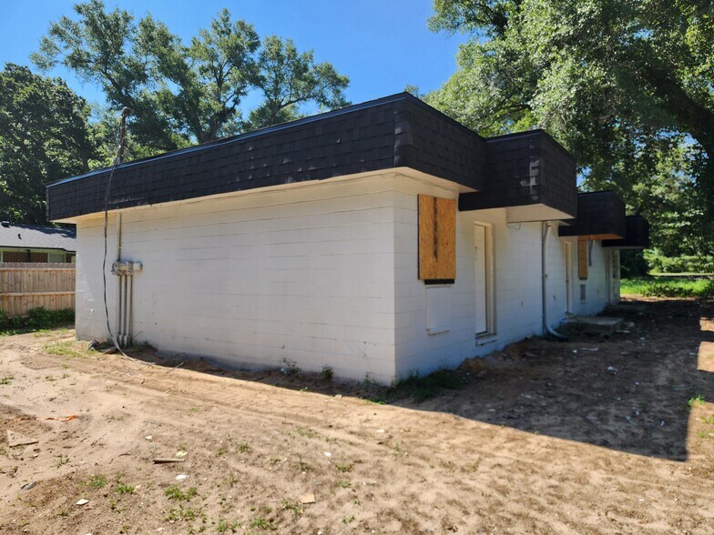 More Photos Of 3101 W Mallory St, Pensacola Apartments For Sale