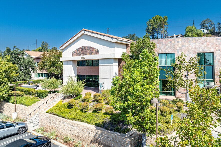 Primary Photo Of 29219 Canwood St, Agoura Hills Office For Sale