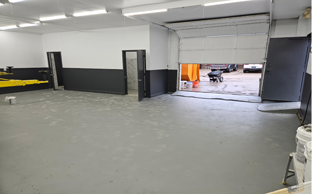 More Photos Of 7112 Blondo St, Omaha Auto Dealership For Sale