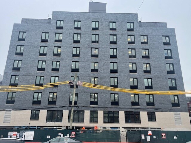 More Photos Of 906-916 E New York Ave, Brooklyn Apartments For Lease
