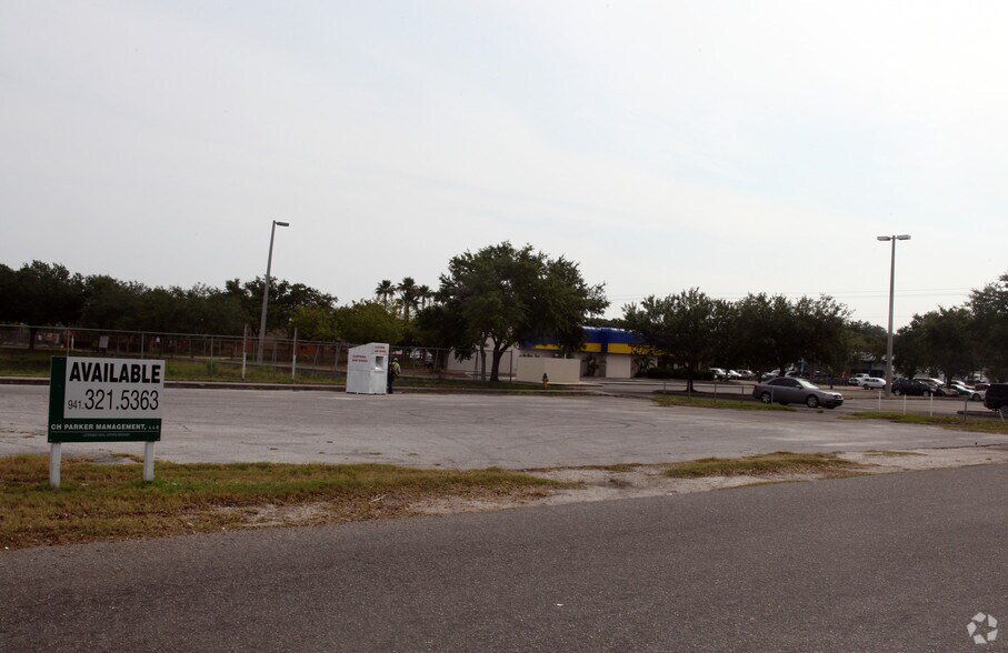 More Photos Of 6156 W 14th St, Bradenton Land For Lease