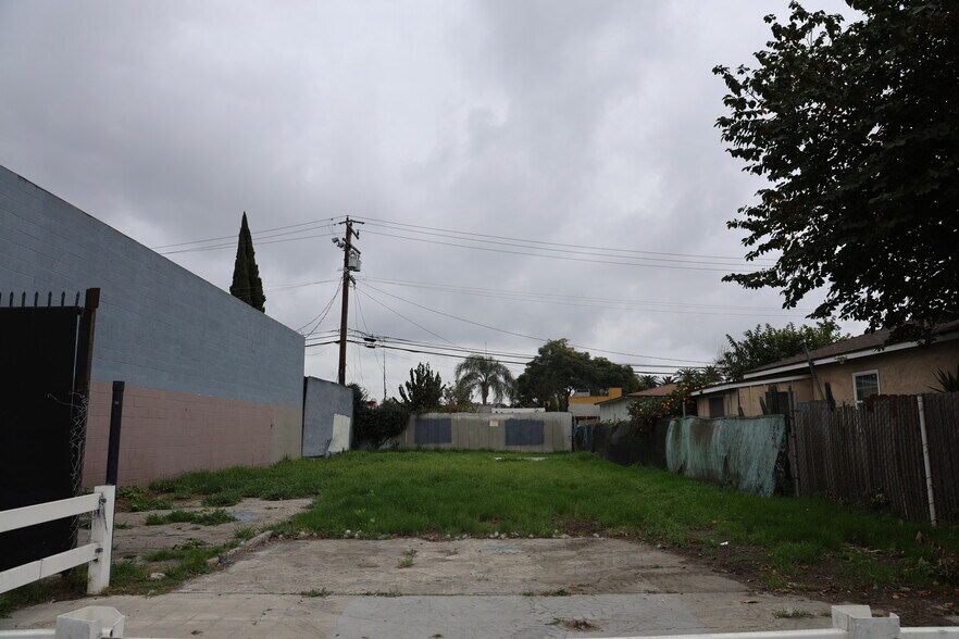 More Photos Of 5960 Atlantic Ave, Long Beach Land For Sale