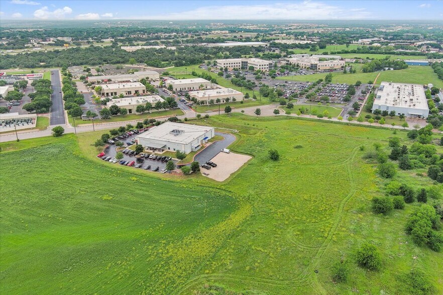 More Photos Of 3527 Snead, Georgetown Office For Sale