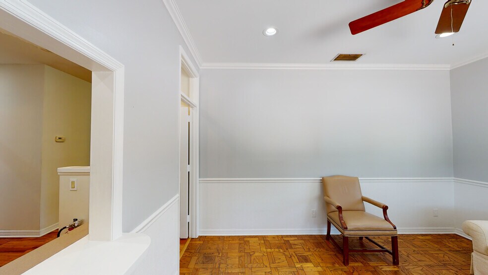 More Photos Of 2127 10th Ave, Vero Beach Office Residential For Sale