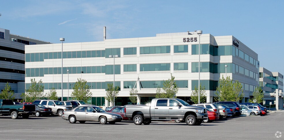 More Photos Of 5255 E Stop 11 Rd, Indianapolis Medical For Lease