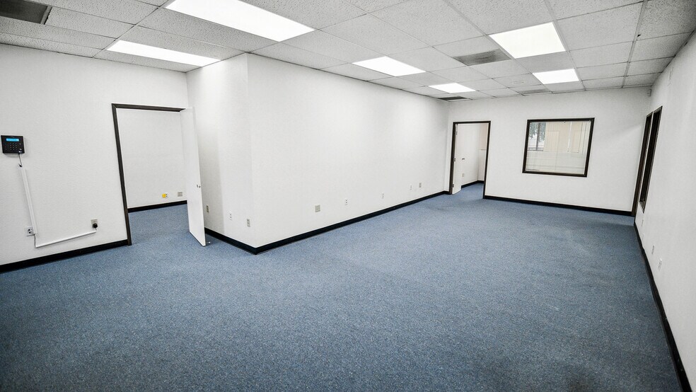 More Photos Of 18331 Gridley Rd, Cerritos Medical For Lease