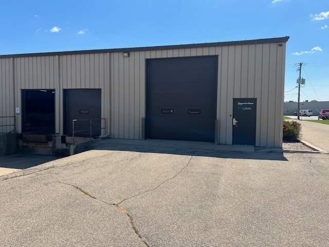 More Photos Of 941 Ashwaubenon St, Green Bay Unknown For Lease