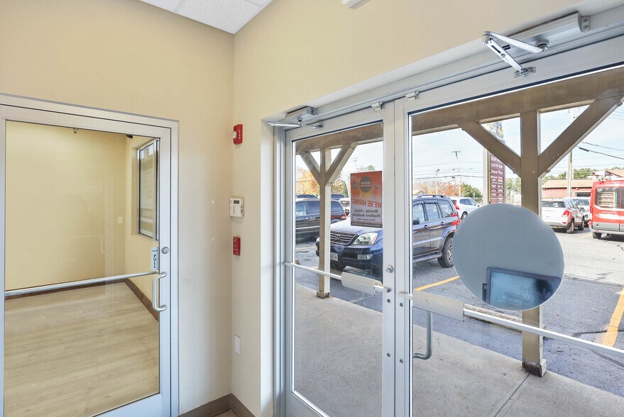 More Photos Of 32 Hastings St, Mendon Storefront Retail Office For Lease