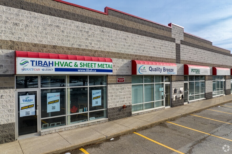 More Photos Of 1440 Grahams Ln, Burlington Flex For Lease
