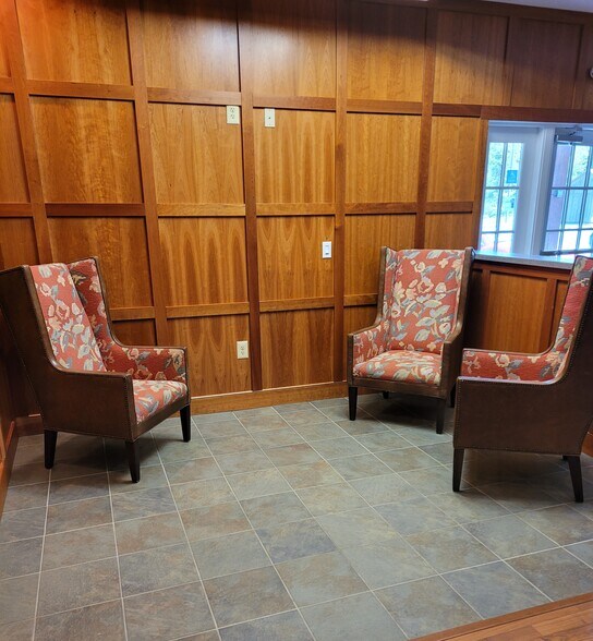 More Photos Of 2014 Sandy Dr, State College Office For Sale