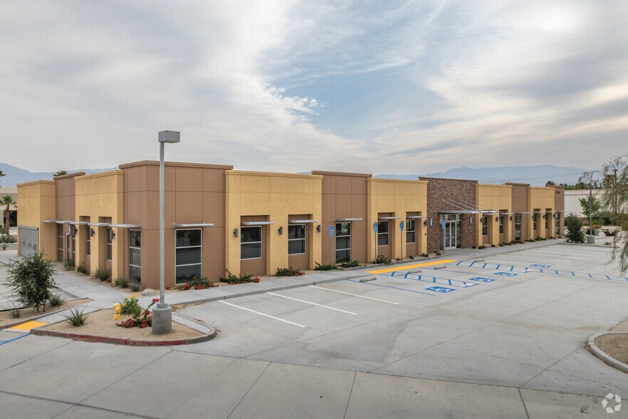 More Photos Of 78030 Wildcat Dr, Palm Desert Unknown For Lease